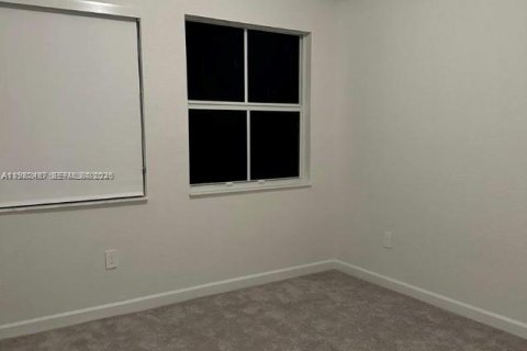 Купить таунхаус в Хомстед, Флорида 3 спальни, 135.64м2, № 2049200 - фото 8