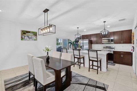 Villa ou maison à vendre à Winter Haven, Floride: 4 chambres, 174.1 m2 № 2368939 - photo 15