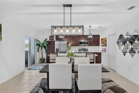 Villa ou maison à vendre à Winter Haven, Floride: 4 chambres, 174.1 m2 № 2368939 - photo 14