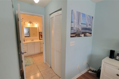 House in Ocala, Florida 2 bedrooms, 106.93 sq.m. № 2166523 - photo 17