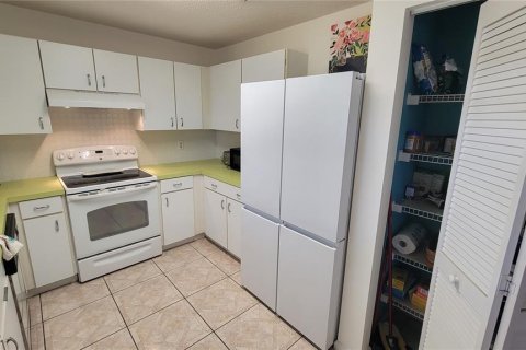 House in Ocala, Florida 2 bedrooms, 106.93 sq.m. № 2166523 - photo 14