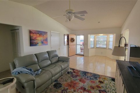 House in Ocala, Florida 2 bedrooms, 106.93 sq.m. № 2166523 - photo 8