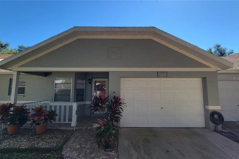 House in Ocala, Florida 2 bedrooms, 106.93 sq.m. № 2166523 - photo 2