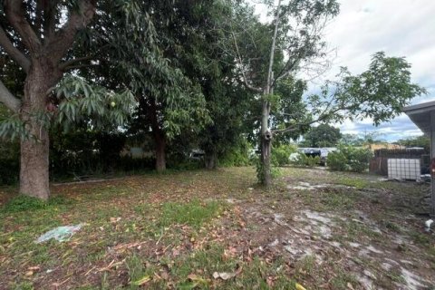 Casa en venta en Lake Worth, Florida, 2 dormitorios, 79.15 m2 № 2176390 - foto 14
