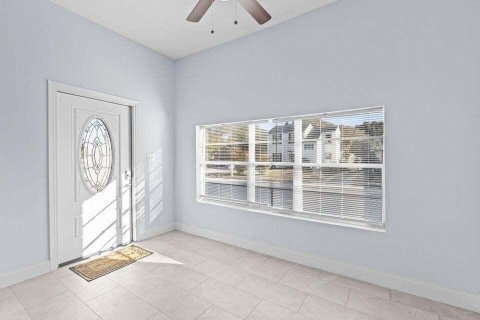 Villa ou maison à louer à St. Lucie, Floride: 3 chambres, 103.86 m2 № 2251373 - photo 5