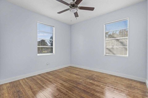 Villa ou maison à louer à St. Lucie, Floride: 3 chambres, 103.86 m2 № 2251373 - photo 14