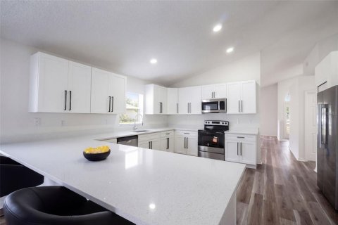 Casa en venta en Davenport, Florida, 3 dormitorios, 176.7 m2 № 2411551 - foto 14