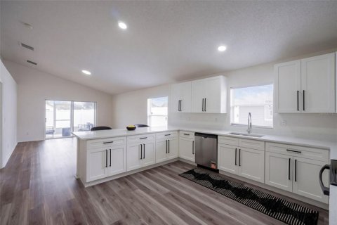 Casa en venta en Davenport, Florida, 3 dormitorios, 176.7 m2 № 2411551 - foto 12
