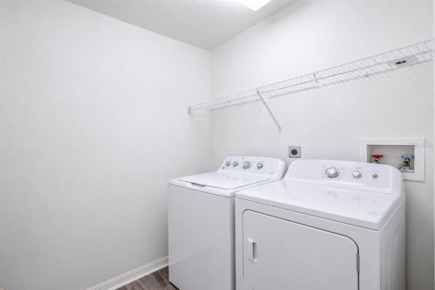 Casa en venta en Davenport, Florida, 3 dormitorios, 176.7 m2 № 2411551 - foto 20