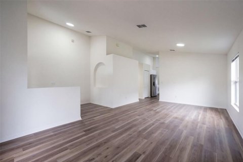 Casa en venta en Davenport, Florida, 3 dormitorios, 176.7 m2 № 2411551 - foto 24