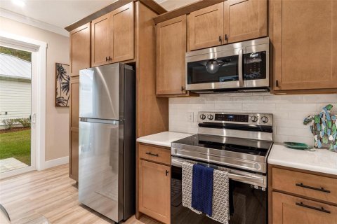 Casa en venta en Oxford, Florida, 1 dormitorio, 67.35 m2 № 1750733 - foto 11