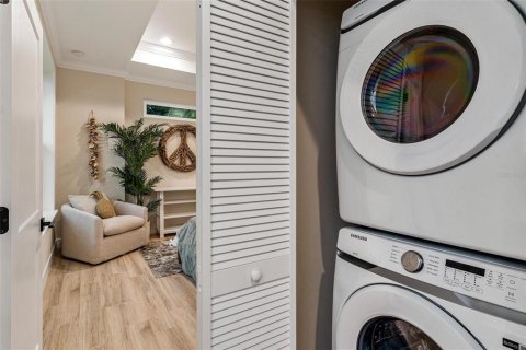 Casa en venta en Oxford, Florida, 1 dormitorio, 67.35 m2 № 1750733 - foto 14