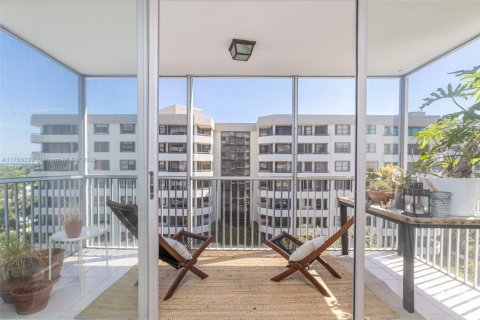 Copropriété à vendre à Key Biscayne, Floride: 2 chambres, 124.02 m2 № 1714202 - photo 5