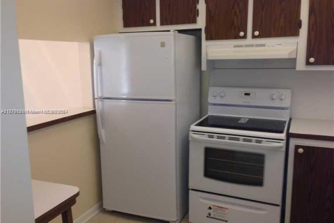 Copropriété à vendre à Margate, Floride: 1 chambre, 66.89 m2 № 1933807 - photo 2