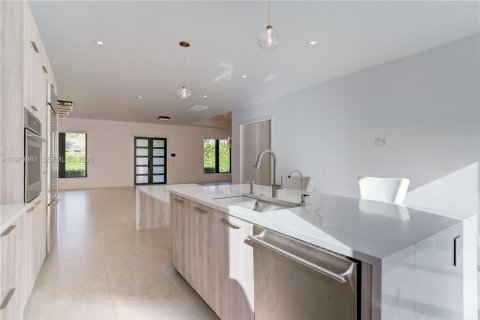 Villa ou maison à vendre à Palm Beach Gardens, Floride: 4 chambres, 252.97 m2 № 2033620 - photo 30