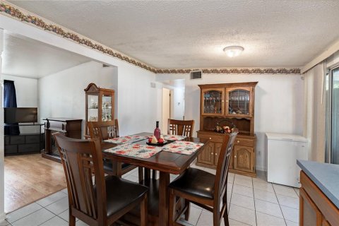 Купить виллу или дом в Тампа, Флорида 3 комнаты, 103.59м2, № 2347662 - фото 19