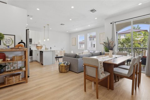 Купить кондоминиум в Мирамар, Флорида 2 спальни, 111.95м2, № 2253924 - фото 11