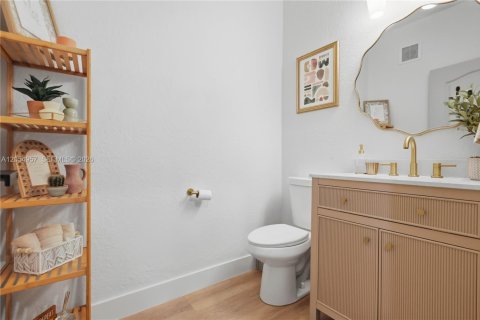 Купить кондоминиум в Мирамар, Флорида 2 спальни, 111.95м2, № 2253924 - фото 12