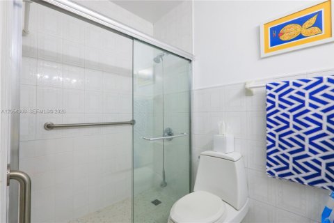 Villa ou maison à vendre à Miami, Floride: 3 chambres, 143.07 m2 № 2274731 - photo 23