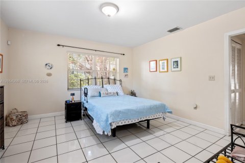 Villa ou maison à vendre à Miami, Floride: 3 chambres, 143.07 m2 № 2274731 - photo 18