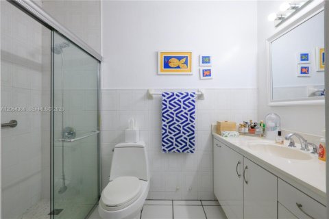Villa ou maison à vendre à Miami, Floride: 3 chambres, 143.07 m2 № 2274731 - photo 22