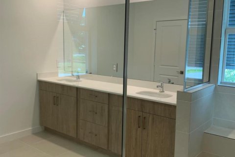 Touwnhouse à vendre à Stuart, Floride: 4 chambres, 177.91 m2 № 2268565 - photo 8
