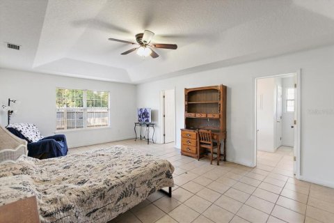 House in Palm Coast, Florida 4 bedrooms, 276.48 sq.m. № 2212689 - photo 12