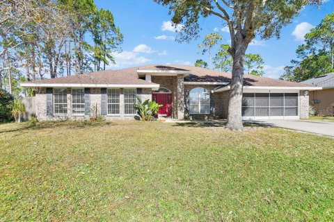 House in Palm Coast, Florida 4 bedrooms, 276.48 sq.m. № 2212689 - photo 2