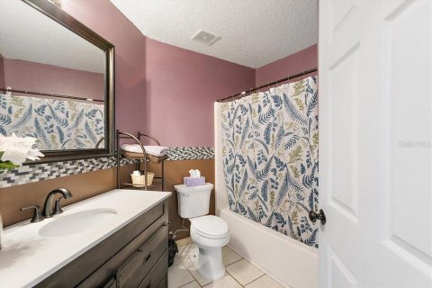 House in Palm Coast, Florida 4 bedrooms, 276.48 sq.m. № 2212689 - photo 20