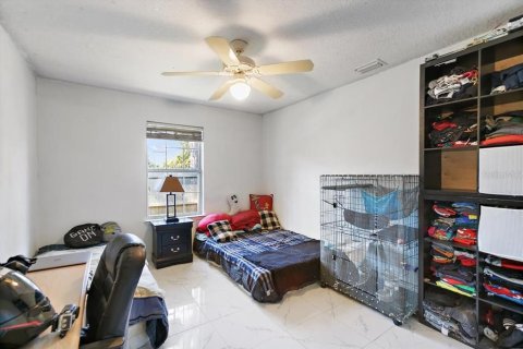 House in Palm Coast, Florida 4 bedrooms, 276.48 sq.m. № 2212689 - photo 19