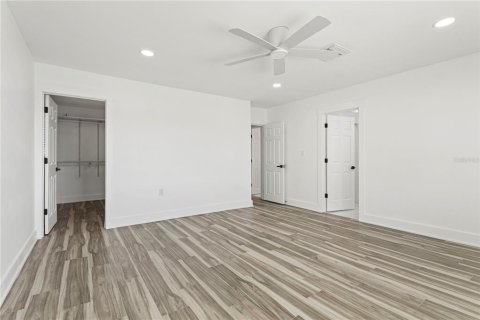 House in Palmetto, Florida 3 bedrooms, 429.95 sq.m. № 2127555 - photo 26