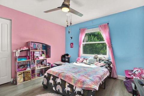 House in Pinellas Park, Florida 3 bedrooms, 190.73 sq.m. № 1826755 - photo 22