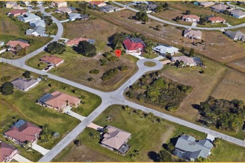 Terreno en venta en Punta Gorda, Florida № 1609255 - foto 2