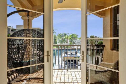 Touwnhouse à vendre à Fort Lauderdale, Floride: 3 chambres, 286.14 m2 № 2254617 - photo 25
