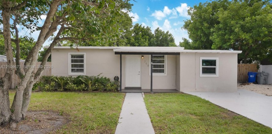 Villa ou maison à Pompano Beach, Floride 3 chambres, 82.31 m2 № 2426450