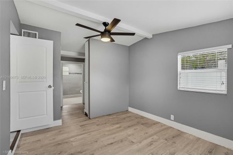 Villa ou maison à vendre à Pompano Beach, Floride: 3 chambres, 82.31 m2 № 2426450 - photo 16