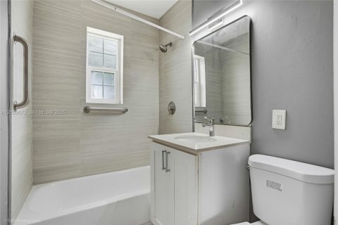 Villa ou maison à vendre à Pompano Beach, Floride: 3 chambres, 82.31 m2 № 2426450 - photo 25
