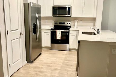 Touwnhouse à louer à Bradenton, Floride: 3 chambres, 136.01 m2 № 2383381 - photo 5