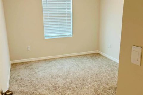 Touwnhouse à louer à Bradenton, Floride: 3 chambres, 136.01 m2 № 2383381 - photo 18