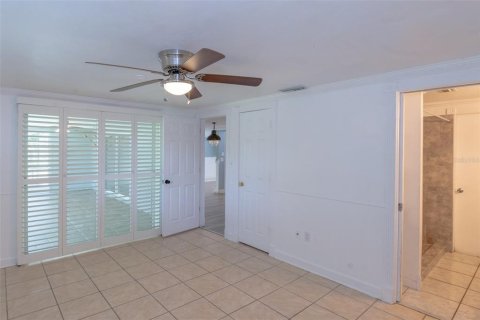 Villa ou maison à louer à Port Richey, Floride: 2 chambres, 94.67 m2 № 2380848 - photo 16
