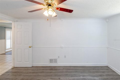 Villa ou maison à louer à Port Richey, Floride: 2 chambres, 94.67 m2 № 2380848 - photo 14