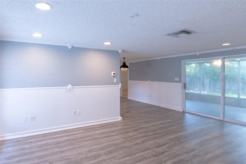 Villa ou maison à louer à Port Richey, Floride: 2 chambres, 94.67 m2 № 2380848 - photo 7