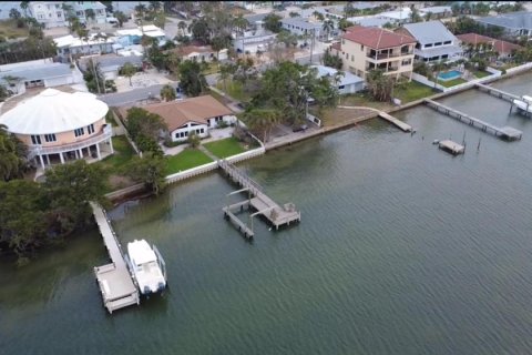 Villa ou maison à vendre à Saint Pete Beach, Floride: 4 chambres, 260.13 m2 № 1843919 - photo 3