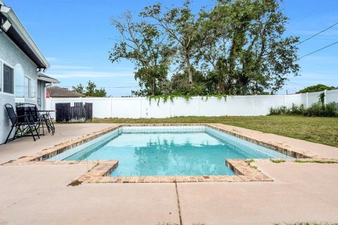 Villa ou maison à vendre à Deltona, Floride: 3 chambres, 144.56 m2 № 2284440 - photo 5