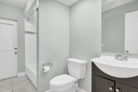 Villa ou maison à vendre à Deltona, Floride: 3 chambres, 144.56 m2 № 2284440 - photo 19