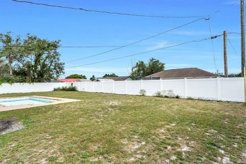 Villa ou maison à vendre à Deltona, Floride: 3 chambres, 144.56 m2 № 2284440 - photo 6