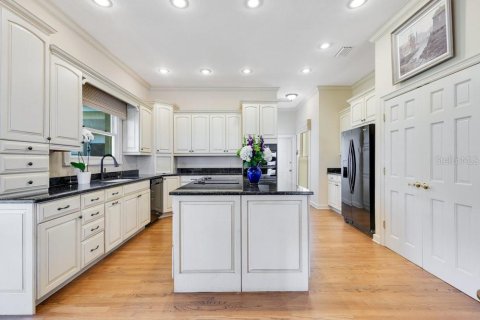 Villa ou maison à vendre à Orlando, Floride: 4 chambres, 316.15 m2 № 1529833 - photo 2