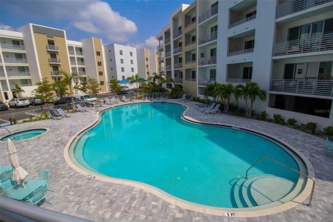 Copropriété à louer à Sarasota, Floride: 1 chambre, 75.25 m2 № 375617 - photo 12
