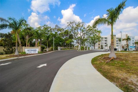 Copropriété à louer à Sarasota, Floride: 1 chambre, 75.25 m2 № 375617 - photo 1