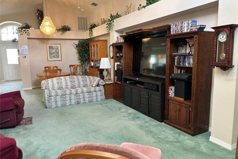 House in Davenport, Florida 2 bedrooms, 127.46 sq.m. № 2200312 - photo 9